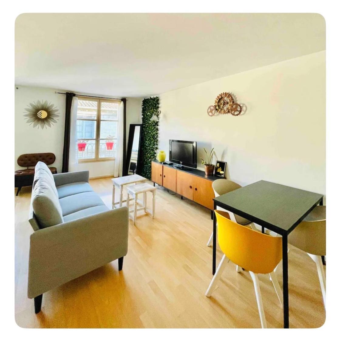 Appartement Calme, A 2 Pas Du Palais Des Papes, Au 3Eme Etage Avignon Exterior foto